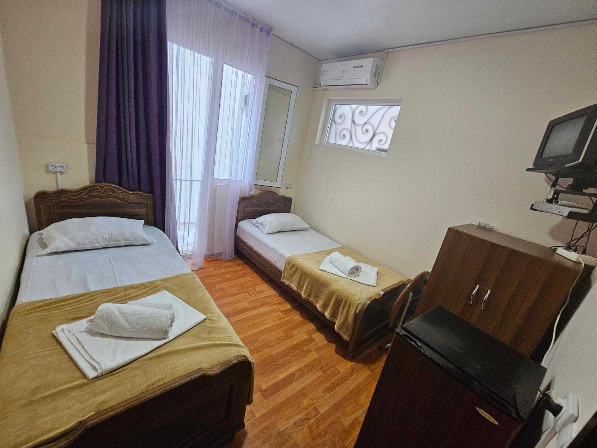 Imeri Hotel Ureki Buitenkant foto